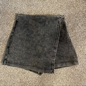 Acid wash skort